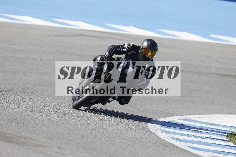 /02 28.-31.01.2025 Moto Center Thun Jerez/gruen-green/83